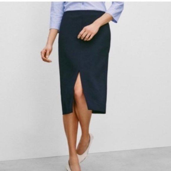 Aritzia Dresses & Skirts - Aritzia Babaton High Waist Black Pencil skirt size 6